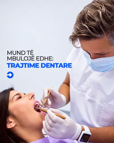 Mund të mbulojë edhe trajtime dentare. Një dentist duke kontrolluar një paciente.