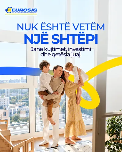 Nuk është vetëm një shtëpi. Janë kujtimet, investimi dhe qetësia juaj. Një familje e lumtur pranë dritareve.